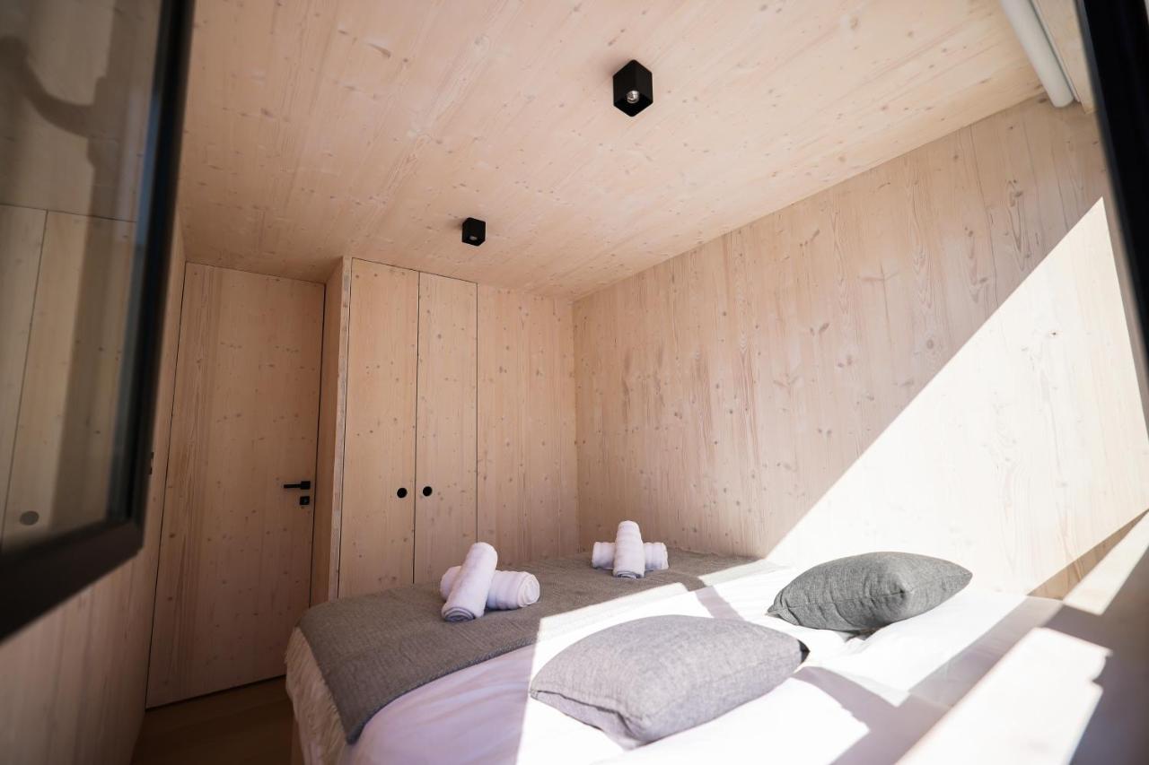 פריבלאקה Arcadia Eco-Luxe Mobile Homes With Infinity Pool By Oiko Collection מראה חיצוני תמונה